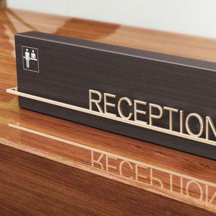 vi設計版式專題模板